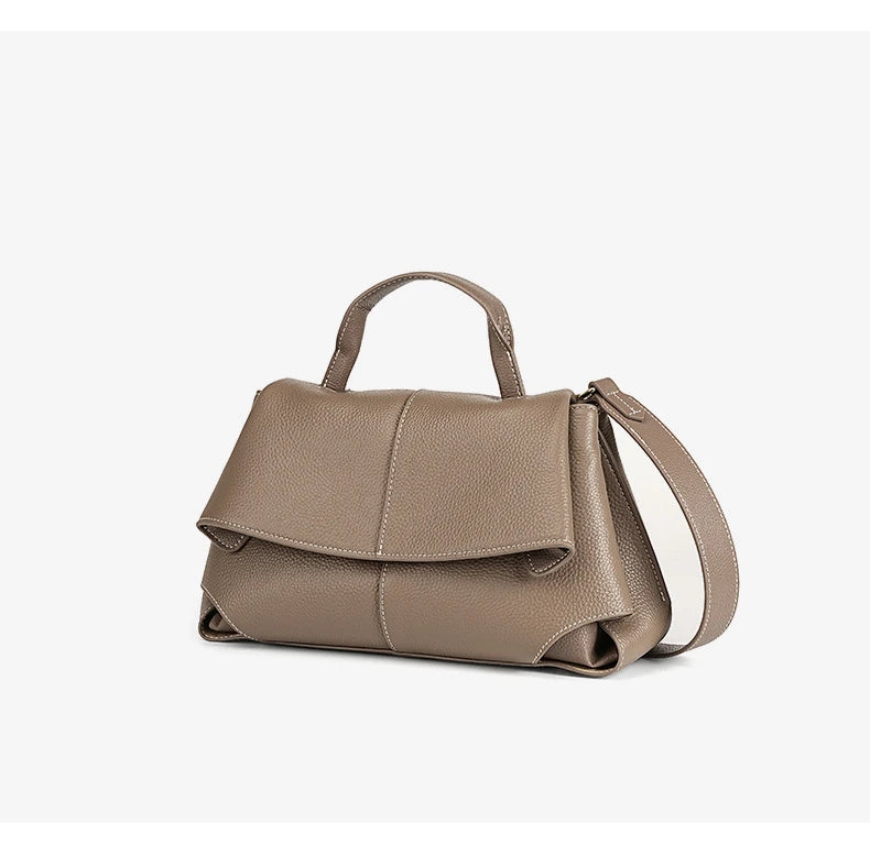 Bolsa Brionne Ely em Couro Legítimo 