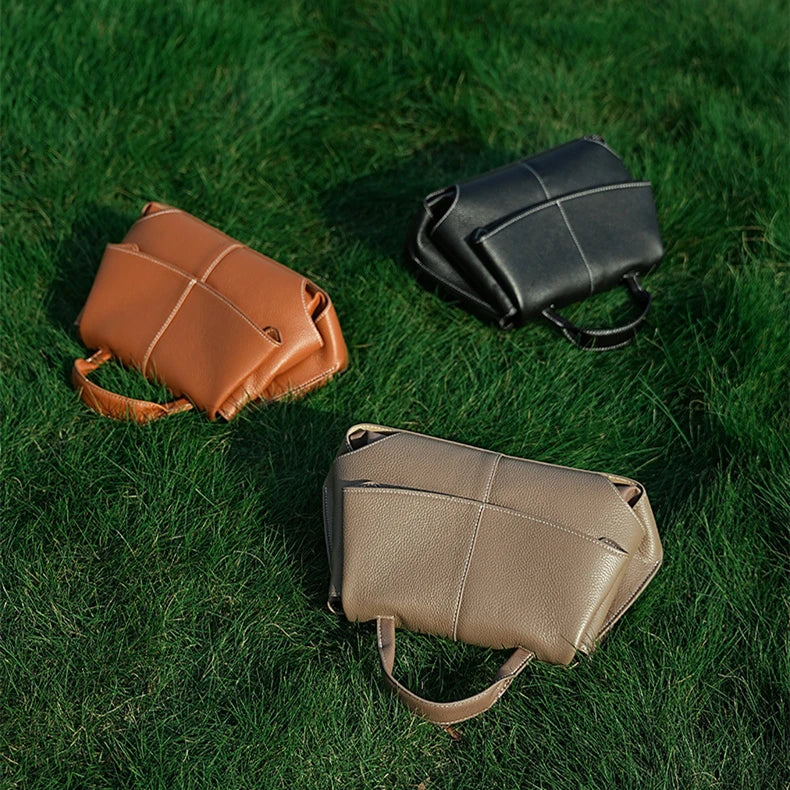 Bolsa Brionne Ely em Couro Legítimo 