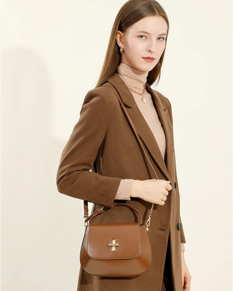 Bolsa Hobo em Couro Legítimo