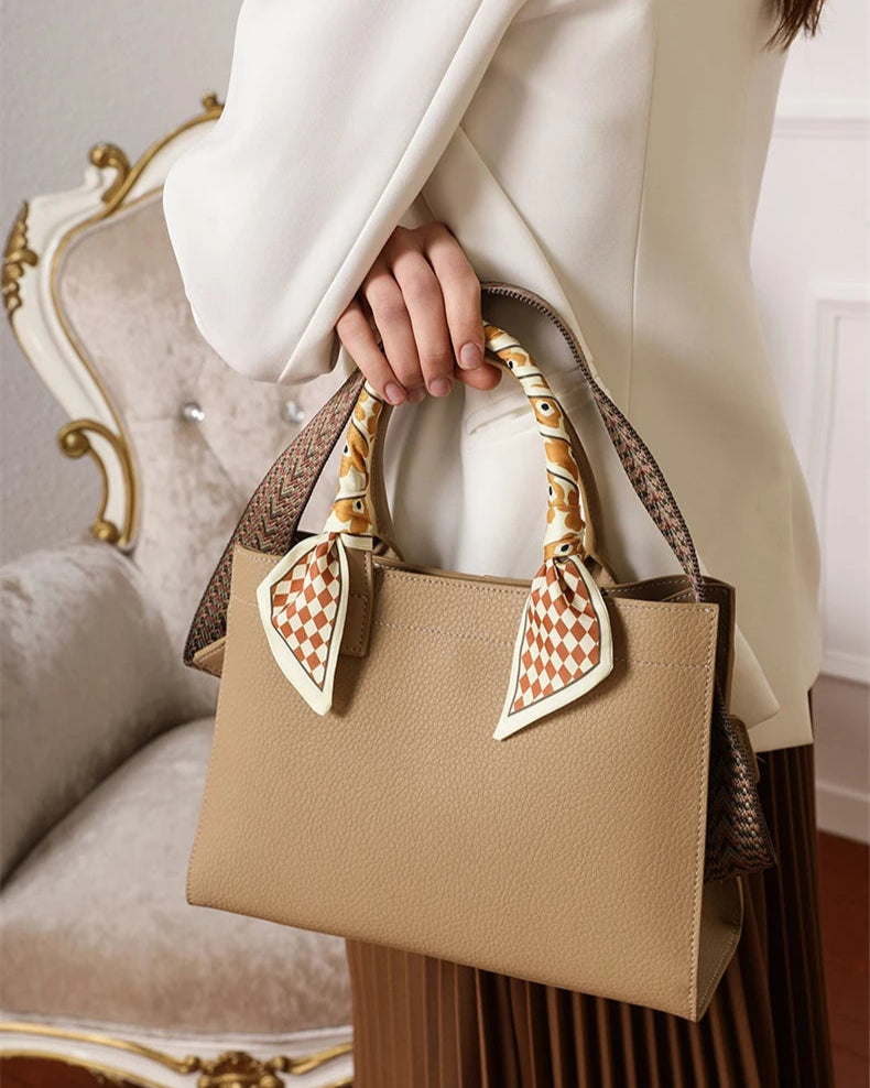 Bolsa Tote 'Brionne' Victória - Couro Legítimo