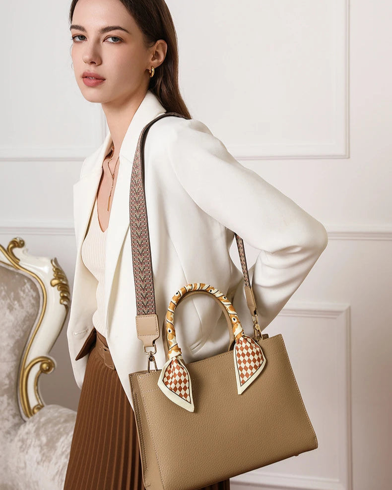 Bolsa Tote 'Brionne' Victória - Couro Legítimo