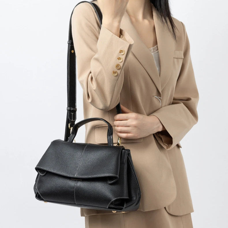 Bolsa Brionne Ely em Couro Legítimo 