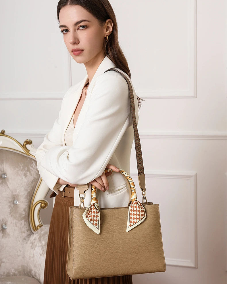 Bolsa Tote 'Brionne' Victória - Couro Legítimo